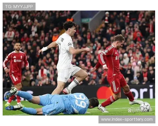 利物浦6-0大胜卡拉巴克，萨拉赫世界波麦卡利斯特梅开二度