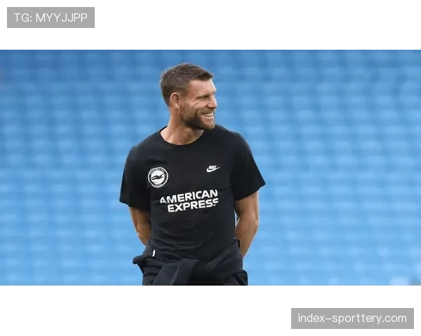 特写：39岁老将米尔纳替补登场，创英超历史出场次数新纪录