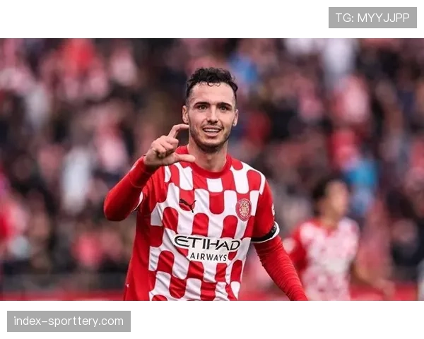 西甲战报:马竞2-0赫罗纳重返前四,格列兹曼点射破门 西甲战报:马竞2-0赫罗纳重返前四,格列兹曼点射破门